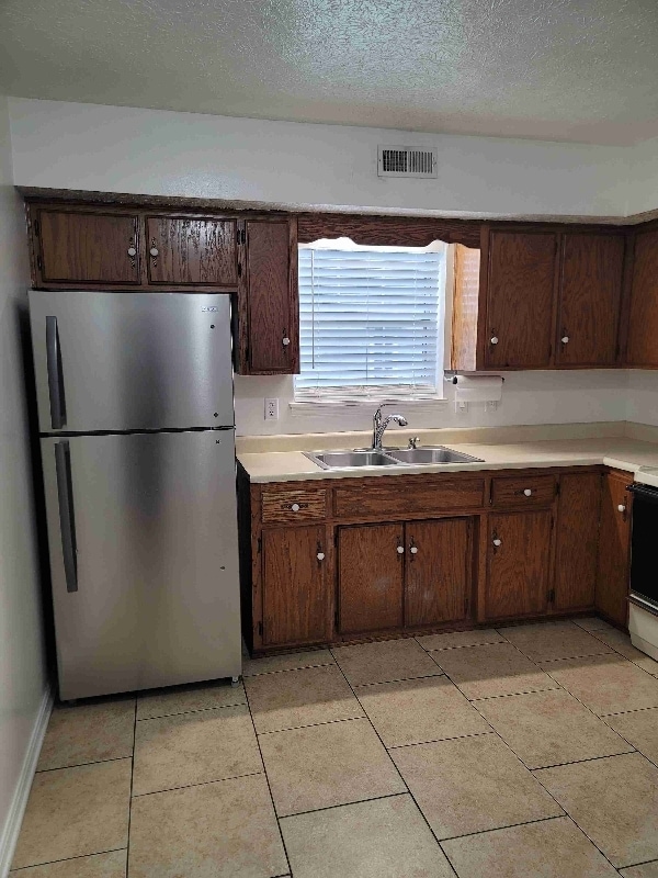 739 W 8th St Unit 2, New Albany, IN 47150