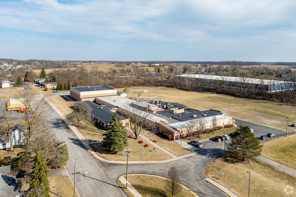 Clinton Elementary School boasts an overall B- on school ratings site Niche.com.