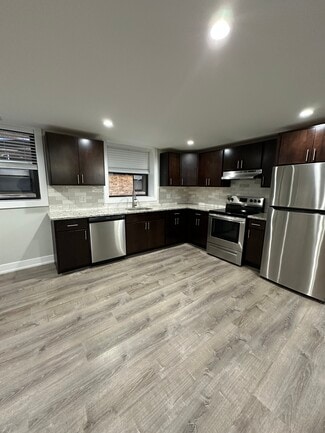 918 Crain St Unit 2 Bed 1 Bath, Evanston, IL 60202