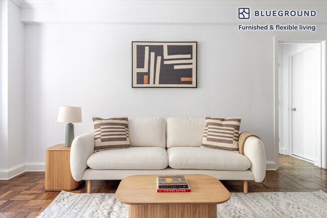 40 Park Ave unit FL4-ID1785, New York, NY 10016 - photo 2