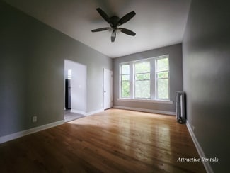 636 E 44th St, Chicago, IL 60653