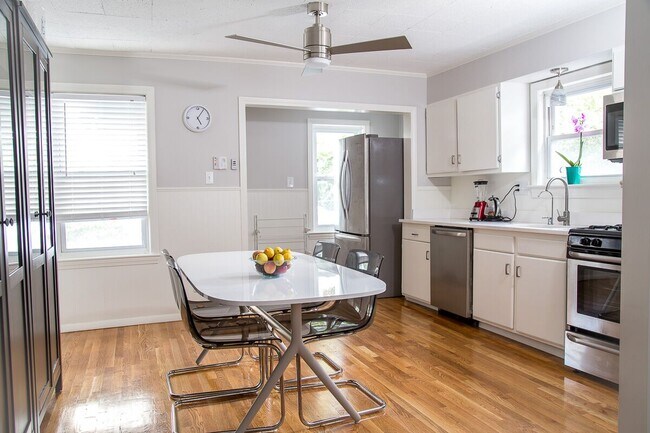 14 Union St, Brighton, MA 02135 - photo 5