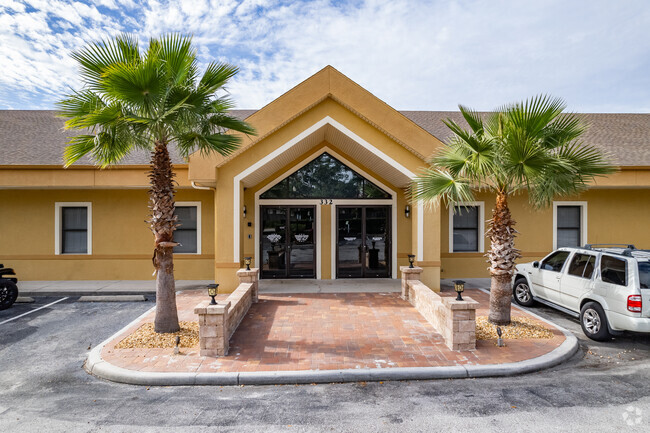 Better Life K4c Christian Academy in Clermont serves 28 students in grades Prekindergarten-5.