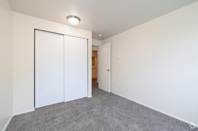 Lund Pointe Apartments, Port Orchard, WA 98366 - photo 6