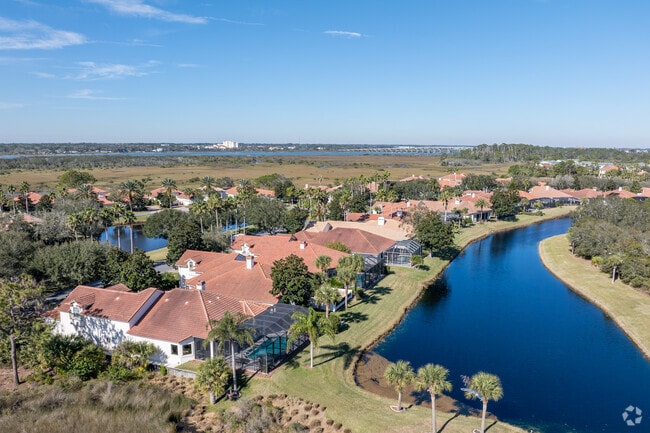 Many ponds span the communities of Marsh Creek.