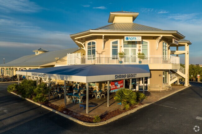 Shrimp Basket patrons can enjoy their shrimp at sunset in Pensacola Beach.