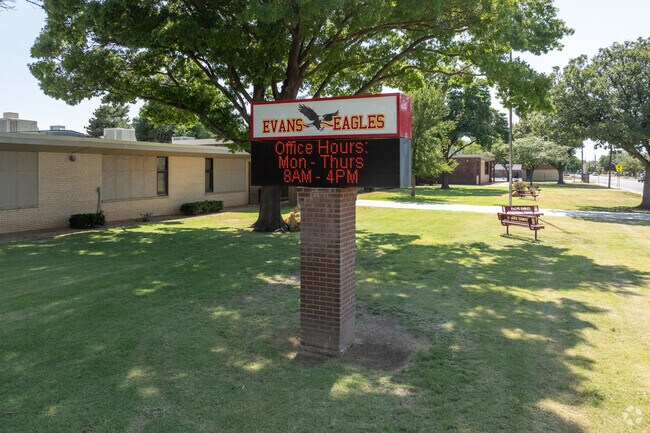 Evans Middle School serves grades 6-8.