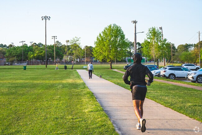 Medal of Honor Park also has a walking track perfect for Thornhill runners.