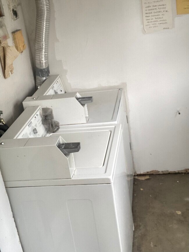 1024 E 12th Ave unit 1024 E 12 ave unit 4, Anchorage, AK 99501 - photo 7