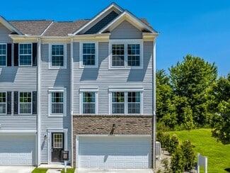 2751 McHenry, Columbus, OH 43207