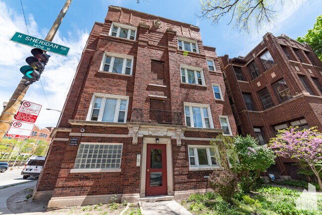 7735 N Sheridan Rd unit 49-1, Chicago, IL 60626 - photo 2