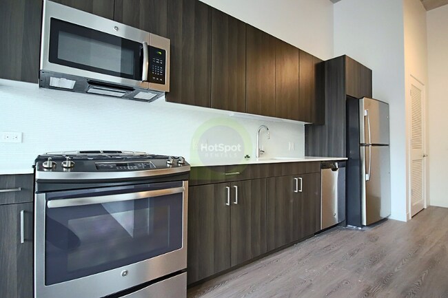 730 N Morgan St unit 1114, Chicago, IL 60642 - photo 3