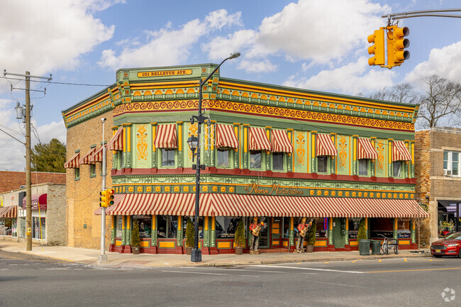 Nuevo El Mariachi Loco serves authentic Mexican cuisine on Bellevue Ave in Hammonton.