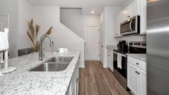 110 Maple Spring Trail unit 36198187, Madison, AL 35758 - photo 4