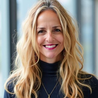 Holly Pratt