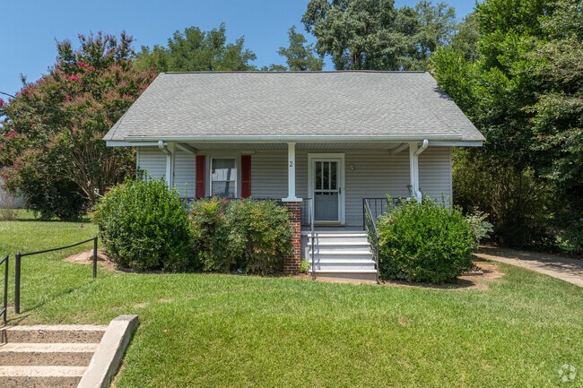 Older bungalow homes can be found throughout New Holland Village.