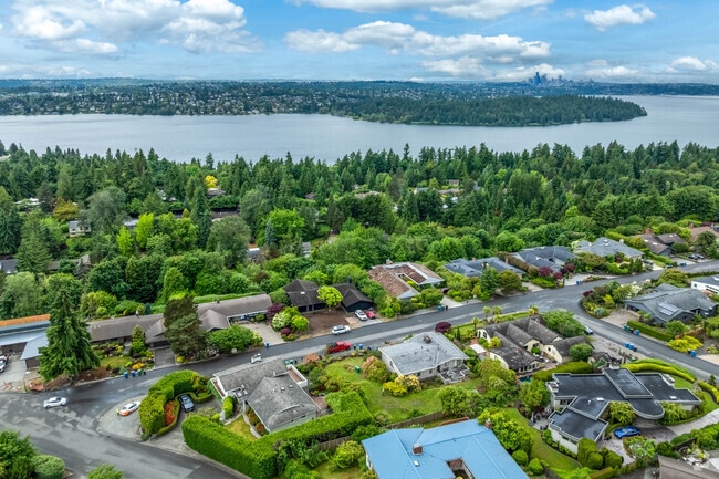 Parkwest offers uninterrupted views of Lake Washington and Seattle skyline in the distance.