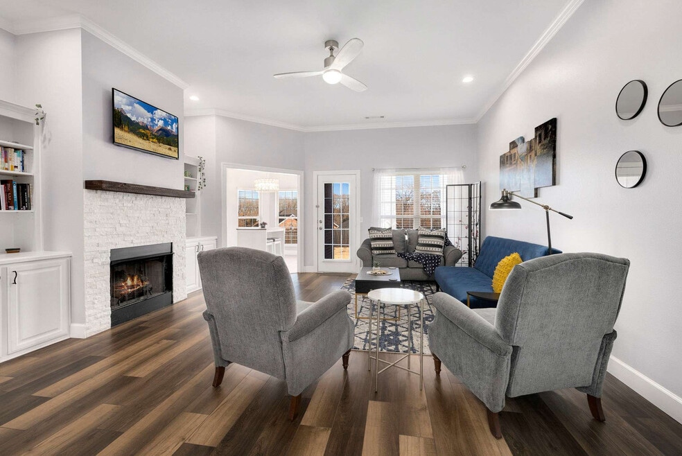 501 SW Duke Ave unit ID1221919P, Bentonville, AR 72712 - photo 1