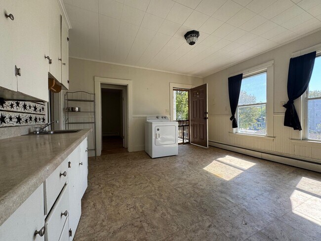 932 Lisbon St unit 2, Lewiston, ME 04240 - photo 2