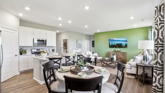 1244 Aster Dr, Shelbyville, IN 46176 - photo 6