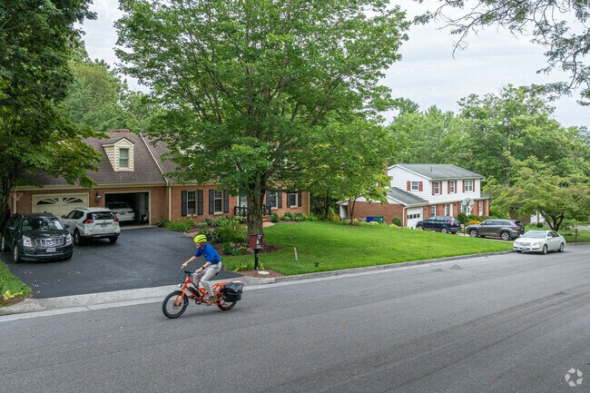 Downtown is within walking distance of the Apperson-Dickerson neighborhood.