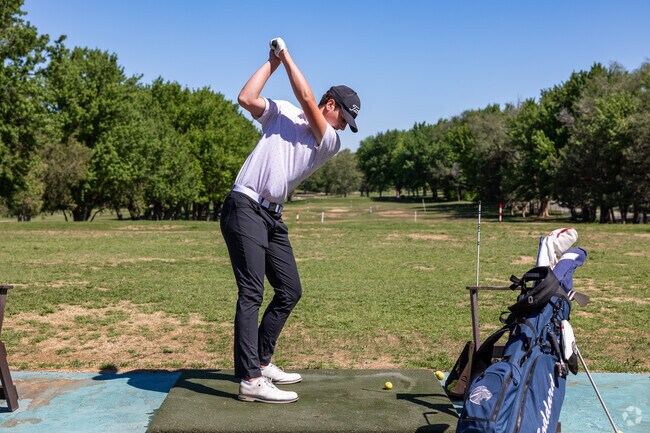 Practice your swing at Rolling Hills Country Club in Westlink.