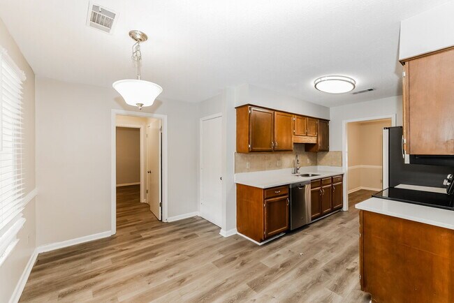 7965 Meadow Trail Dr, Cordova, TN 38018 - photo 7