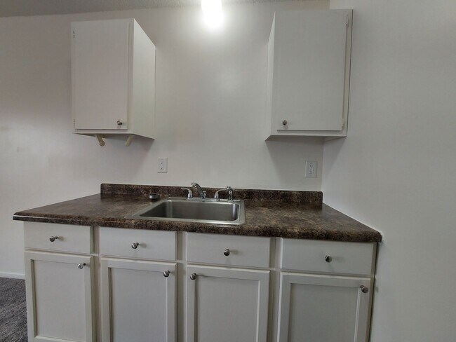 531 Korb St, Scotland, SD 57059 - photo 5