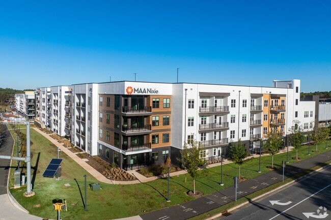 MAA Nixie, Durham, NC 27713 - photo 6