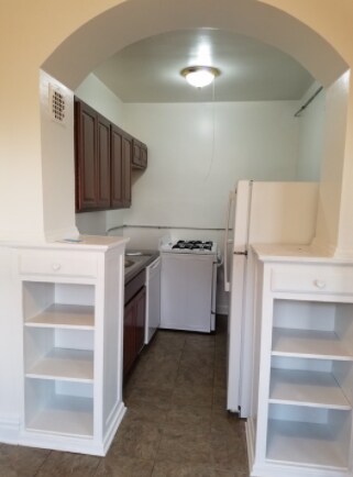 1335 W Birchwood Ave Unit 308, Chicago, IL 60626