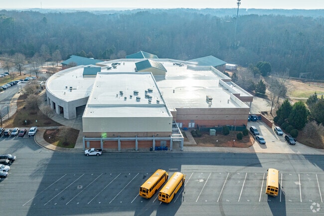 The school sits on the Marvin Ridge campus which also includes Marvin Ridge High School.