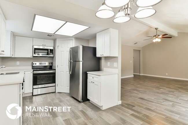 9550 New World, San Antonio, TX 78239 - photo 6