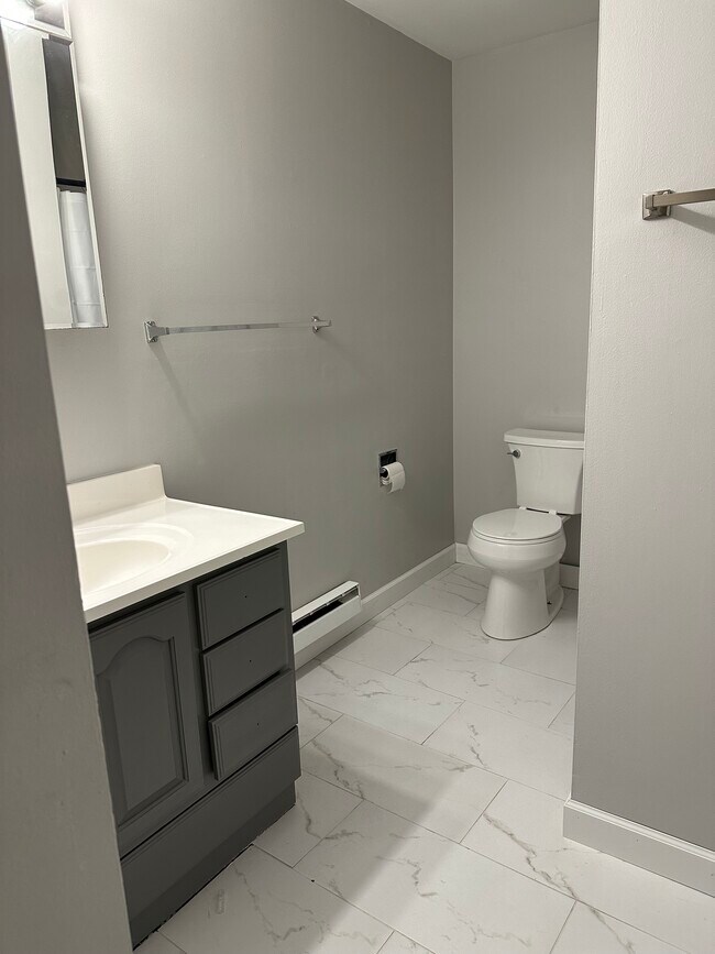 226 Maple St, Sugar Grove, IL 60554 - photo 5