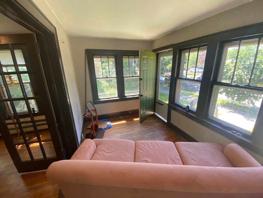 1715 6th St NE unit 1, Minneapolis, MN 55413 - photo 1