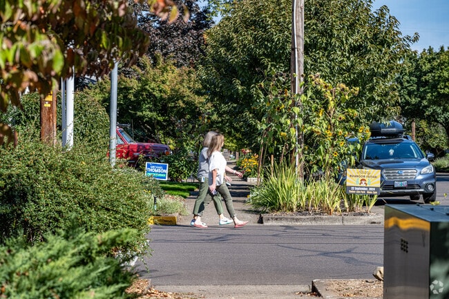 Albany has many paths and trails open to both pedestrian and bicyclists.