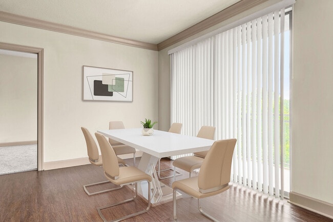 Roswell City Walk, Roswell, GA 30075 - photo 3