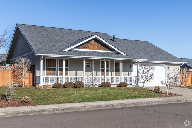 Modern custom homes tend to be located on the east side of Sweet Home.