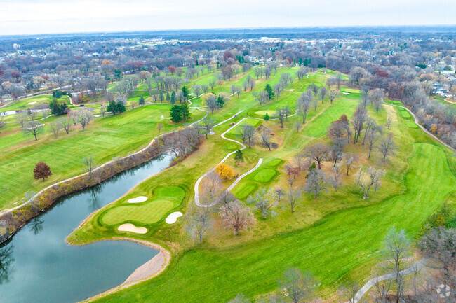 Locals have easy access to the Short Hills Country Club, which is just east of Silvis.