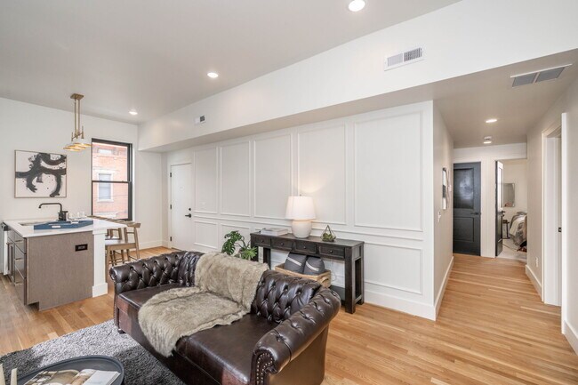 1706 Lang St unit 3, Cincinnati, OH 45202 - photo 7