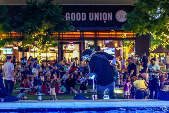 CityLine Boho Market and Live Music brings in many Richardson and Sherrill Park locals.