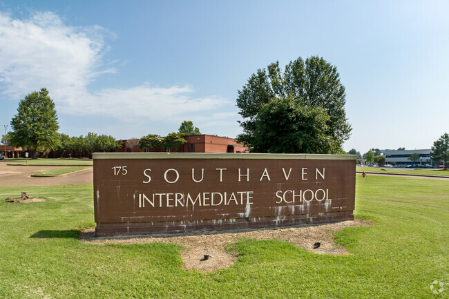 Southaven Intermediate School is located at 175 Rasco Rd in Southaven.