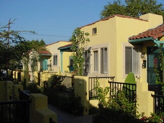 1030 N Raymond Ave, Pasadena, CA 91103