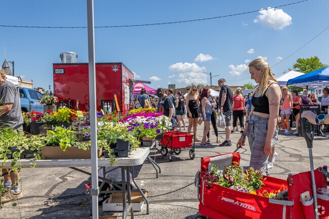 Fill up your wagon with beautiful flowers from the Waukesha Farmer's Market.