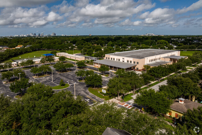 Baldwin Park Elementary School is nestled on the outskirts of Orlando, FL.
