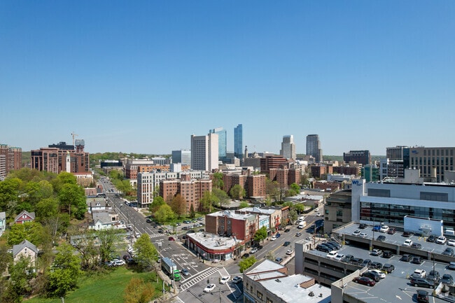 You will find many living options in White Plains.