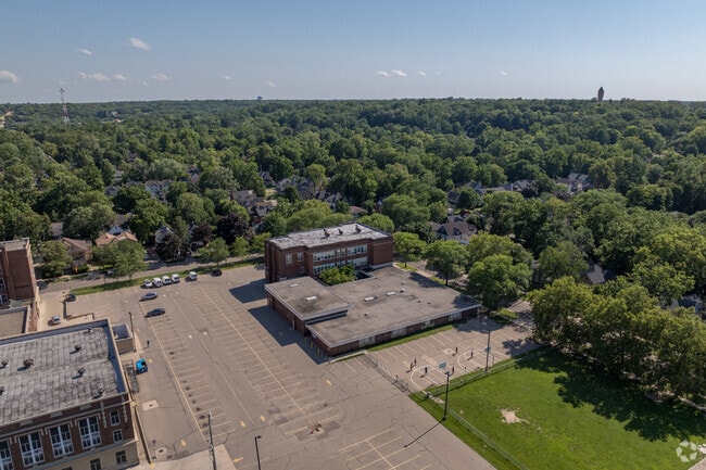 El Sol Elementary Schoolhas a 18:1 Student-to-teacher ratio.