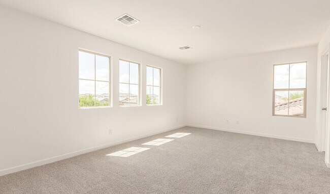 12392 W Parkway Ln, Avondale, AZ 85392 - photo 4