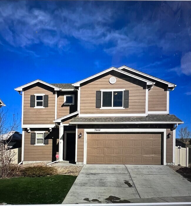 7444 Primavera Ln, Fountain, CO 80817