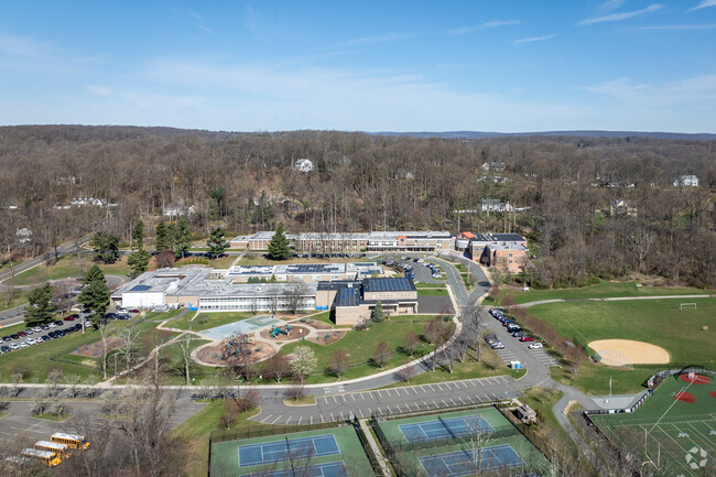 Bernardsville Middle School boasts a student-teacher ratio of 11 to 1, located in Bernardsville.