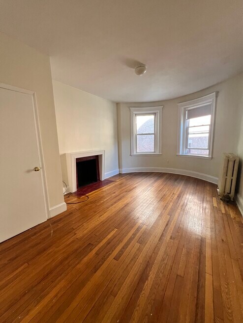 1784 Beacon St unit 2A, Brookline, MA 02445 - photo 1